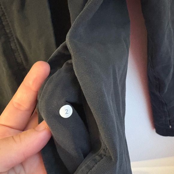 Lululemon Belle wrap black size 2 women’s - Picture 5 of 6